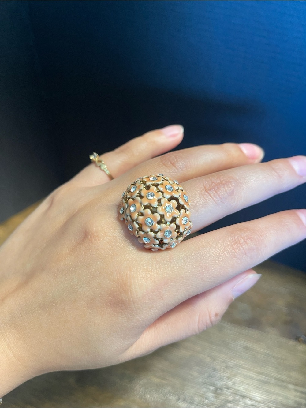 J crew orange flower gold tone chunky ring size 7.5